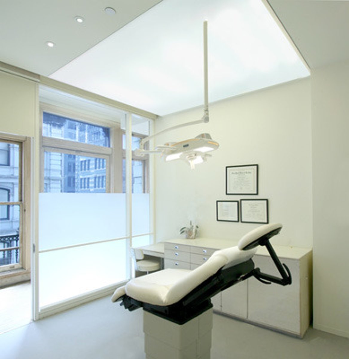 <p>doctor's office</p>