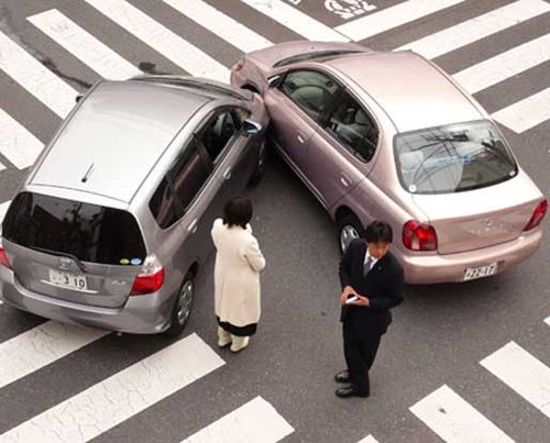 <p>to have an accident</p>