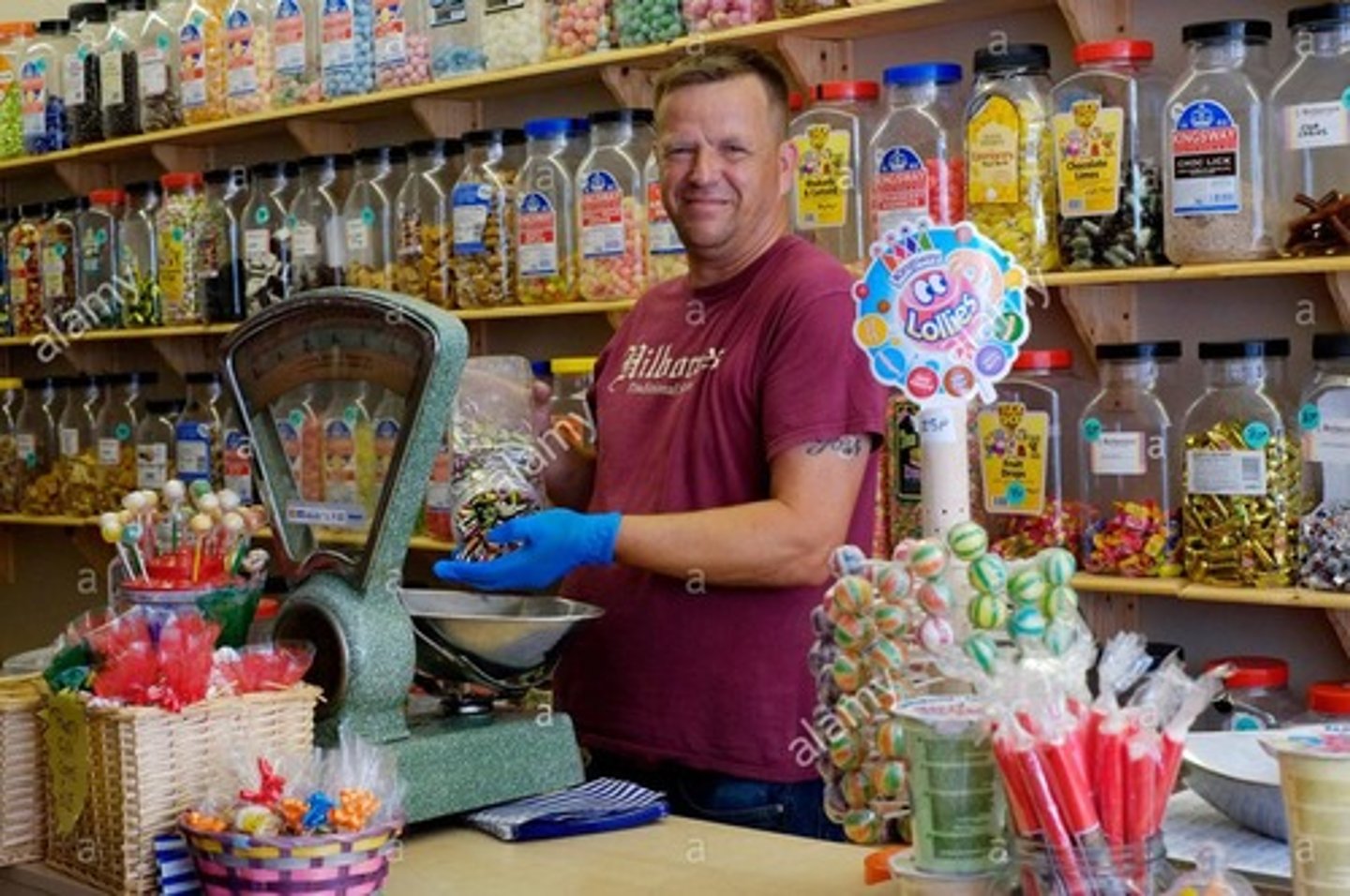 <p>Welcome to my candy shop! (to male customer)</p>