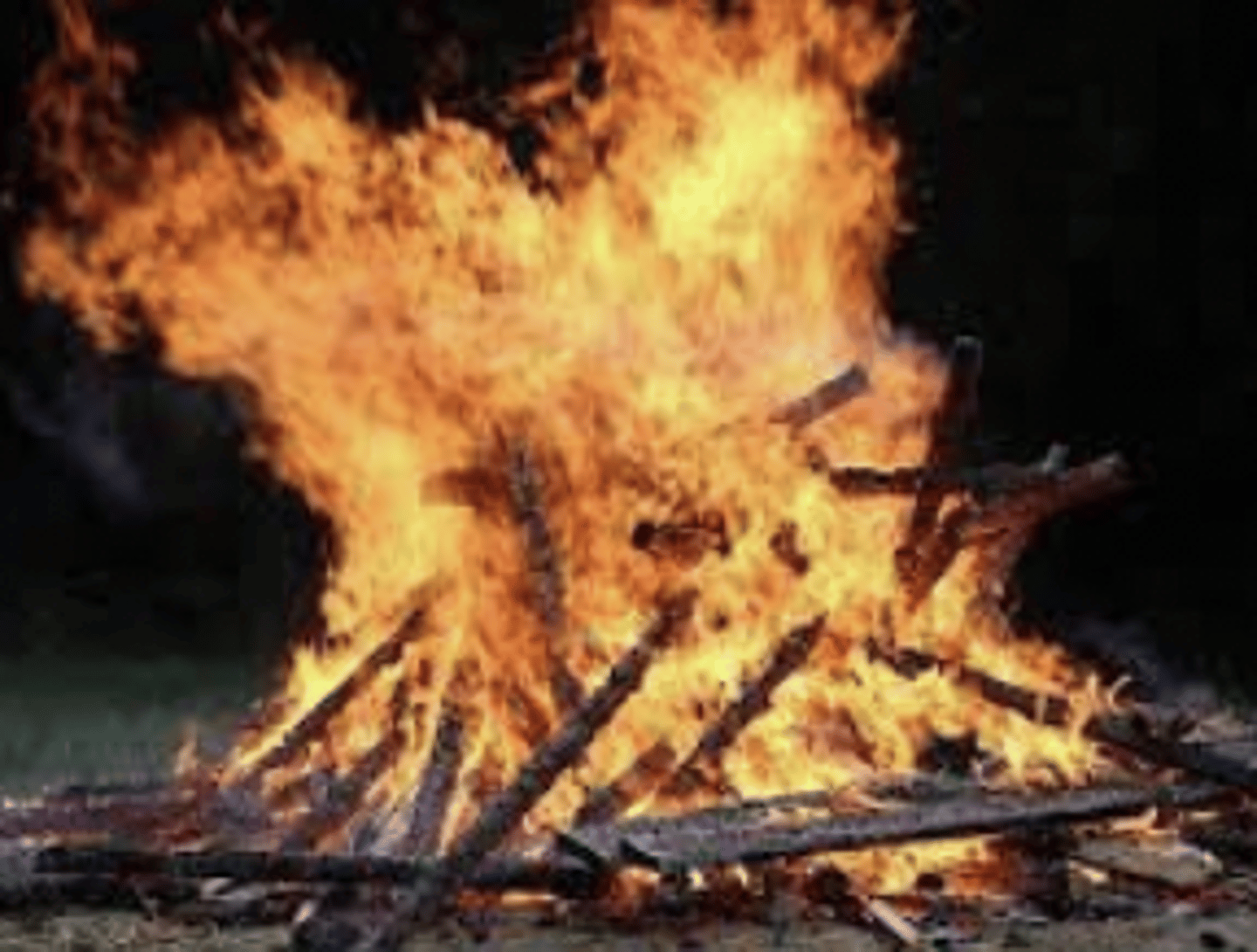 <p>to burn</p>