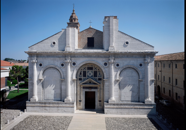 <p>Tempio Malatestiano (San Francesco)</p>