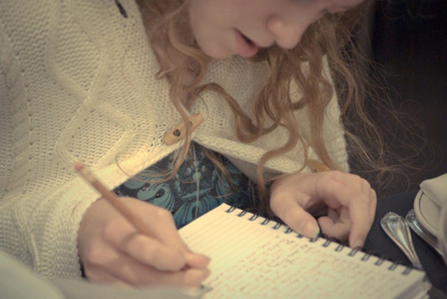 <p>To write</p>