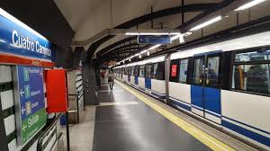 <p>Parada de metro</p>