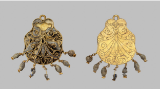 <p>Name, Place, Date, Importance?</p>