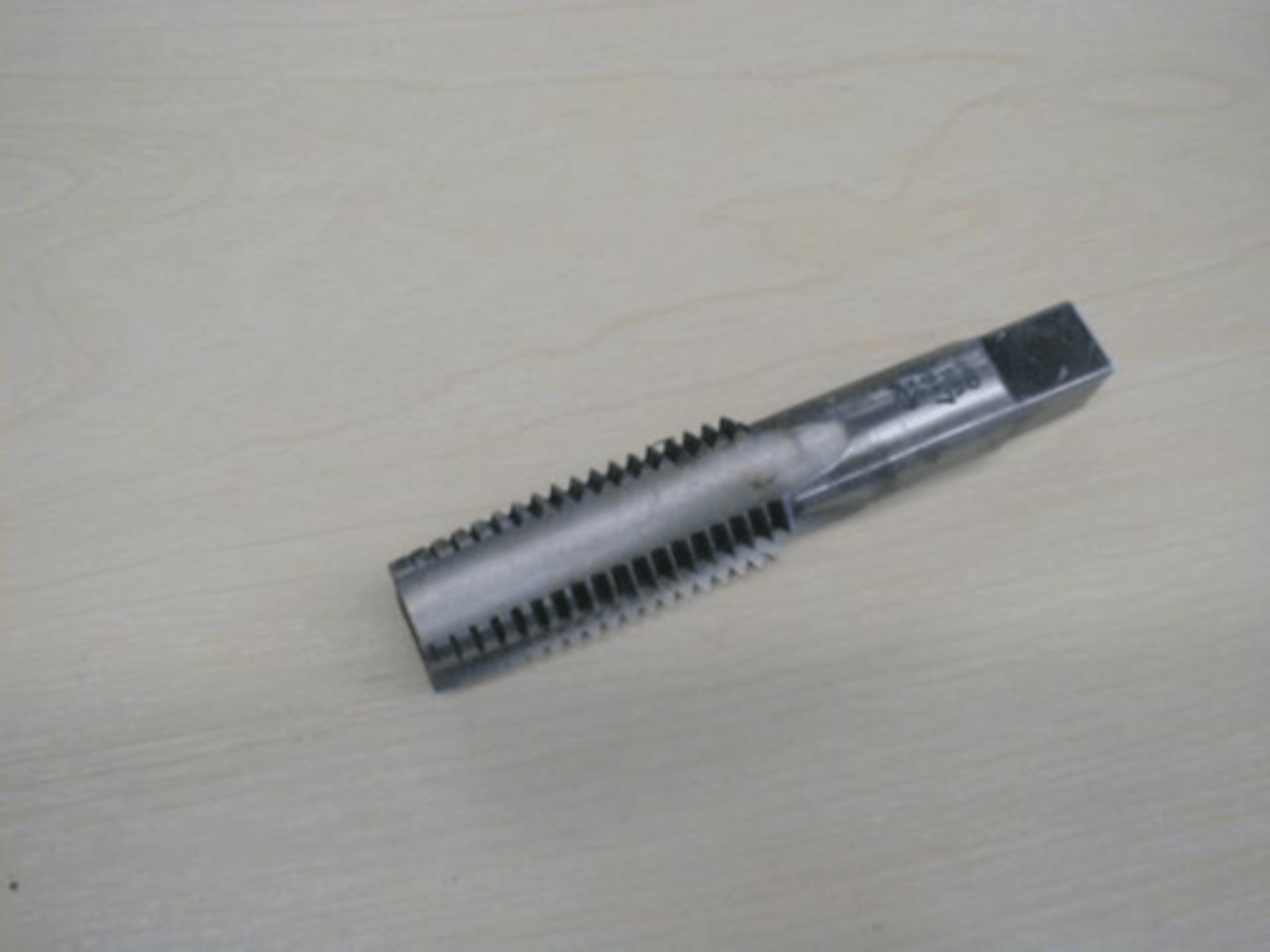 <p>cutting inside threads</p>