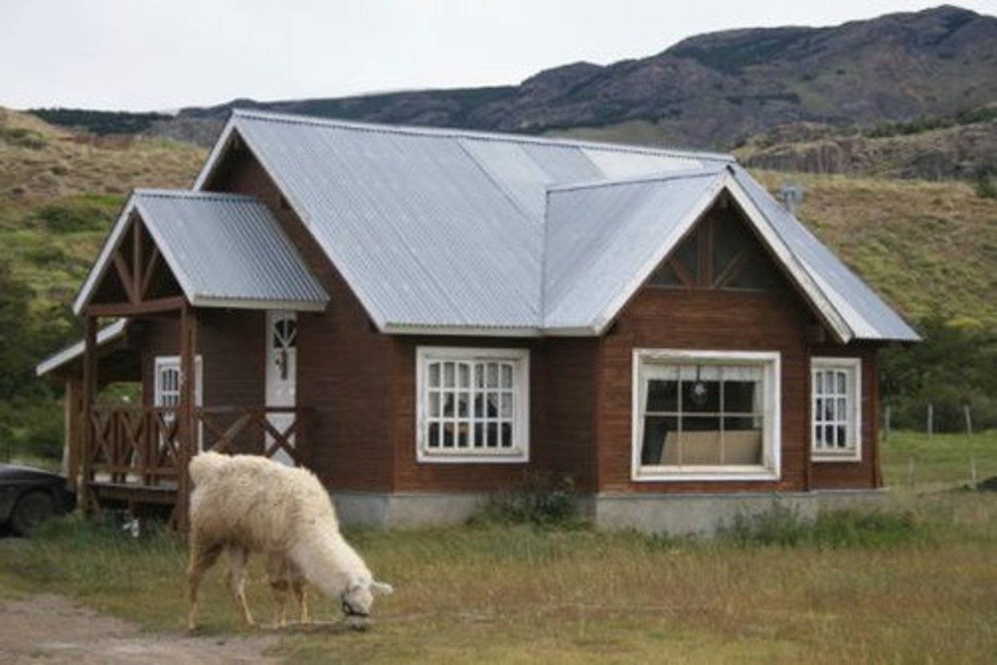 <p>Tal vez nosotros_____________ (comprar) una casa en el campo.</p>