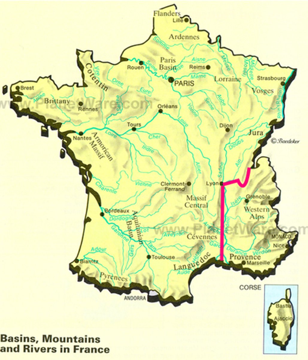 <p>Quel fleuve se trouve près de Lyon?</p>