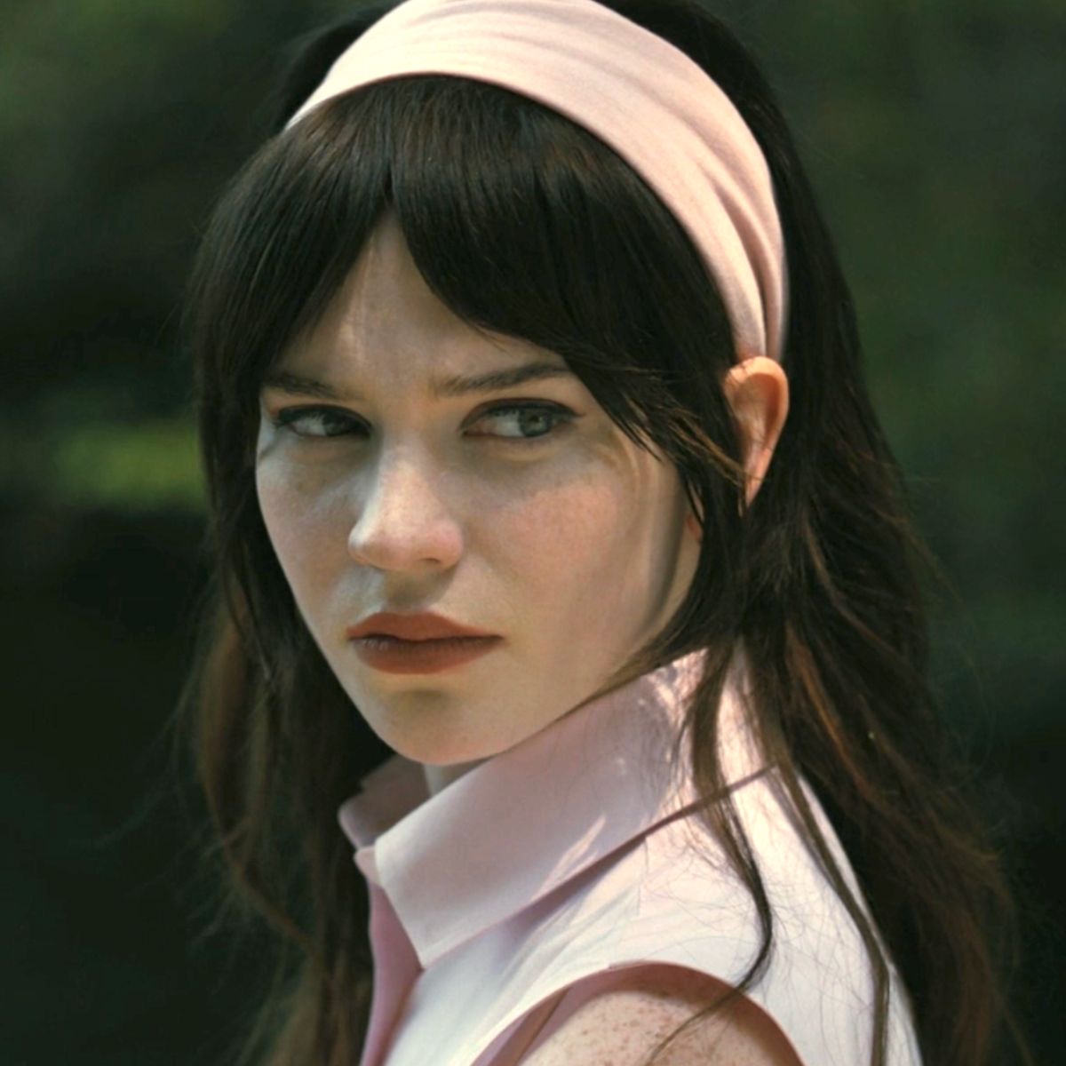 <p>the advantage consumer gets from feature</p>