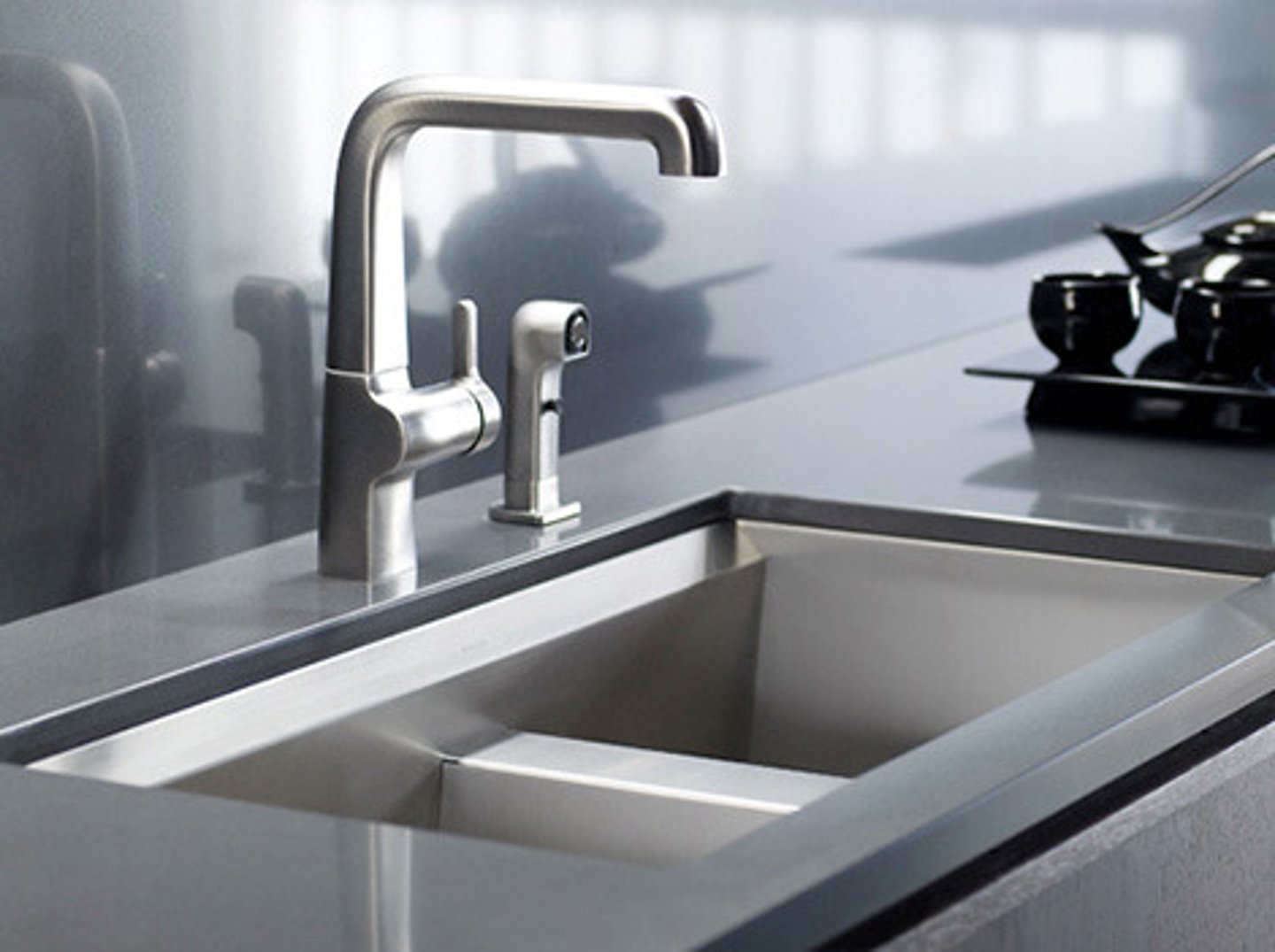 <p>kitchen sink</p>