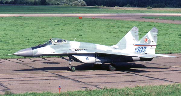 <p>FULCRUM, MiG-29, МиГ-29, (Grills on dorsal wing roots, Large wing roots, IRST forward of canopy)</p>