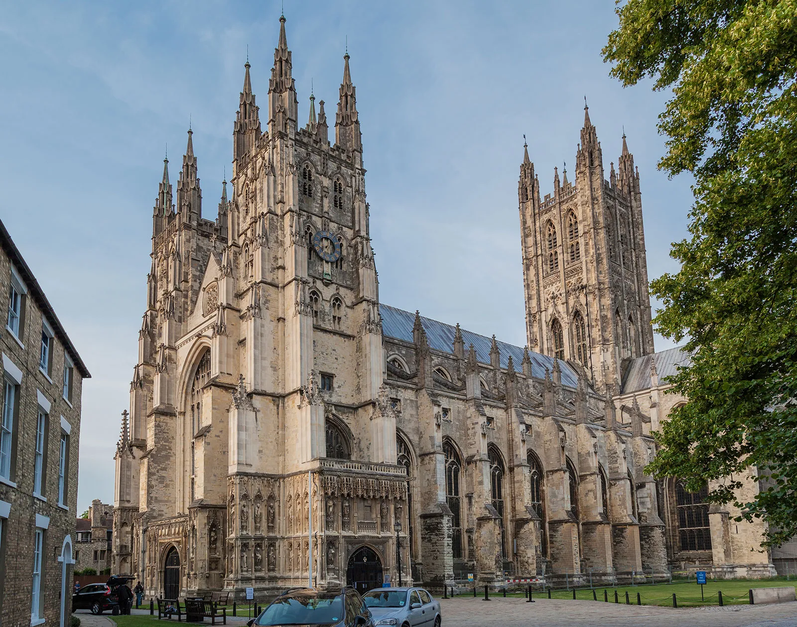 <p>located in england; looks gothic but mainly due to remodeling; uses wider buttressing that turns into flying buttresses</p>