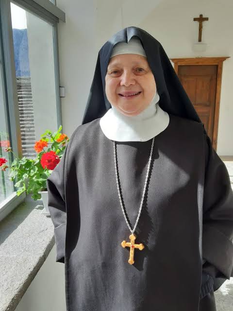 <p>Nonne</p>