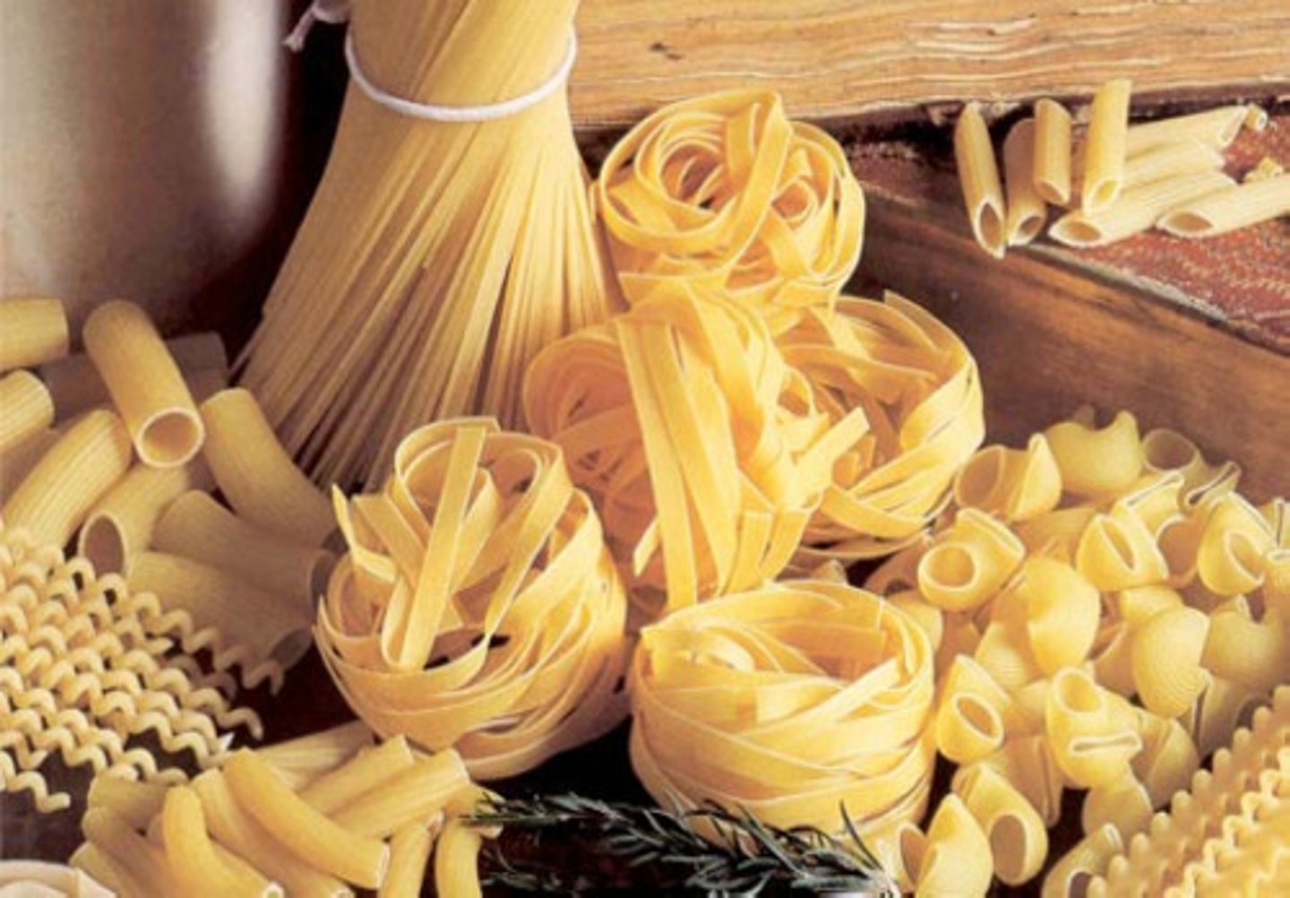 <p>noodles</p>