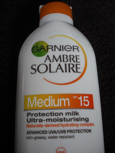 sun tan lotion