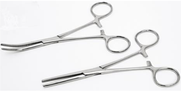 <p>serrations, wide jaw, straight or curved, used to clamp larger vessels</p>