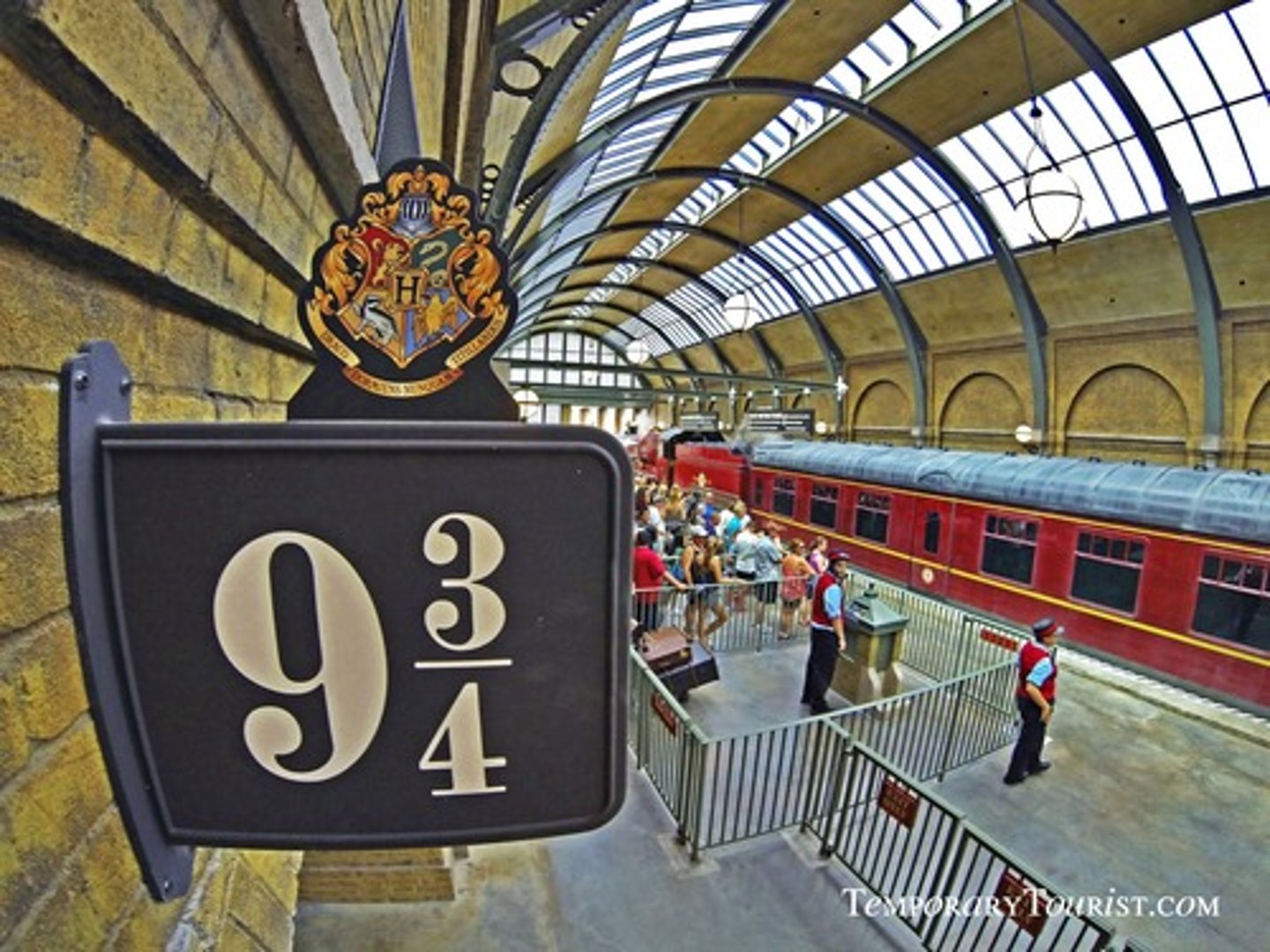 <p>train platform</p>