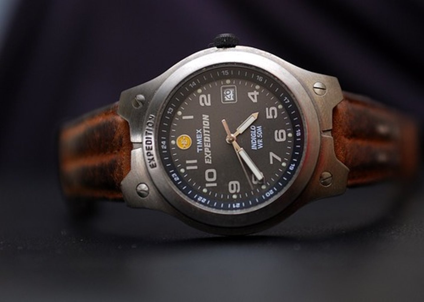 <p>watch</p>