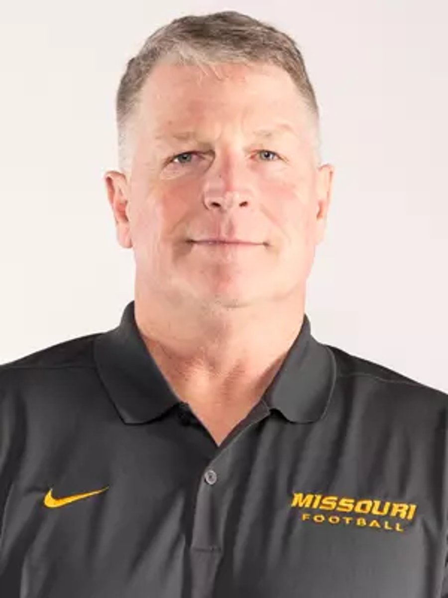 <p>defensive assistant - linebackers (defense)</p>
