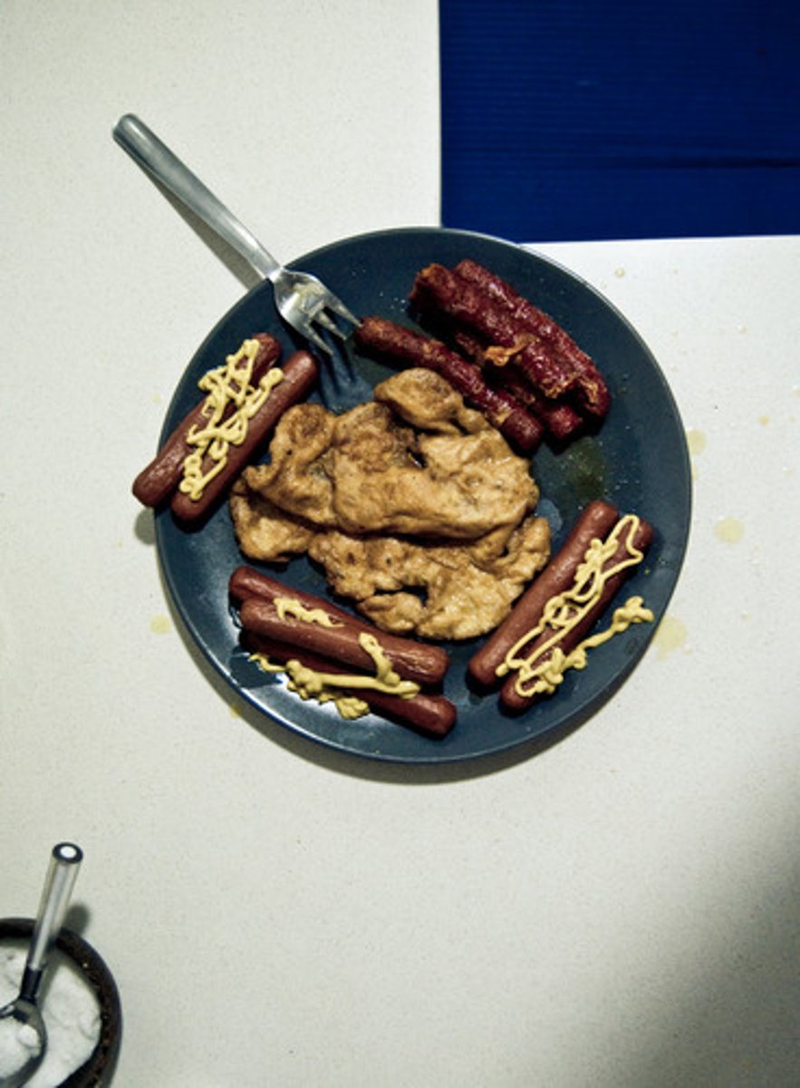 <p>cocinan</p>