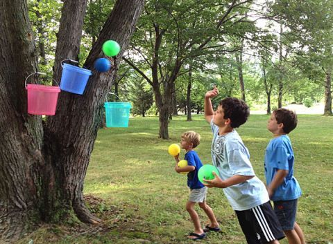 <p><span style="background-color: transparent; font-family: &quot;Times New Roman&quot;, serif;"><span>throwing</span></span></p>