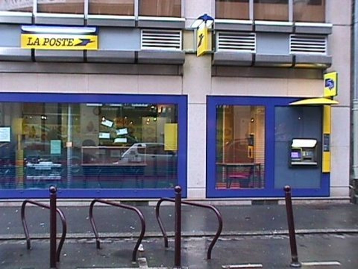 <p>la poste</p>