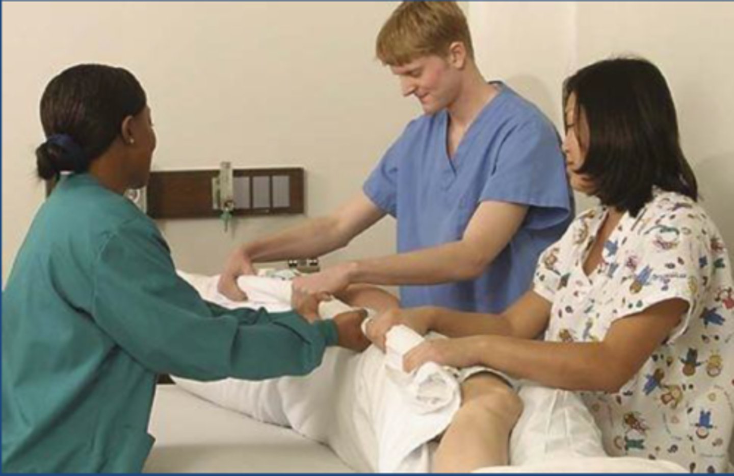 <p>maintain spine alignment while moving</p>