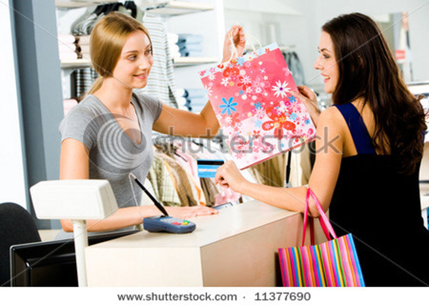 <p>to do shopping</p>