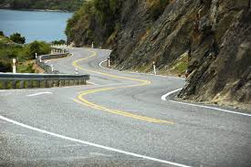 <p>A curved road</p>