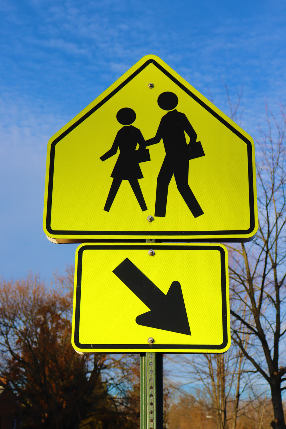 <p>How does school signs look like</p>