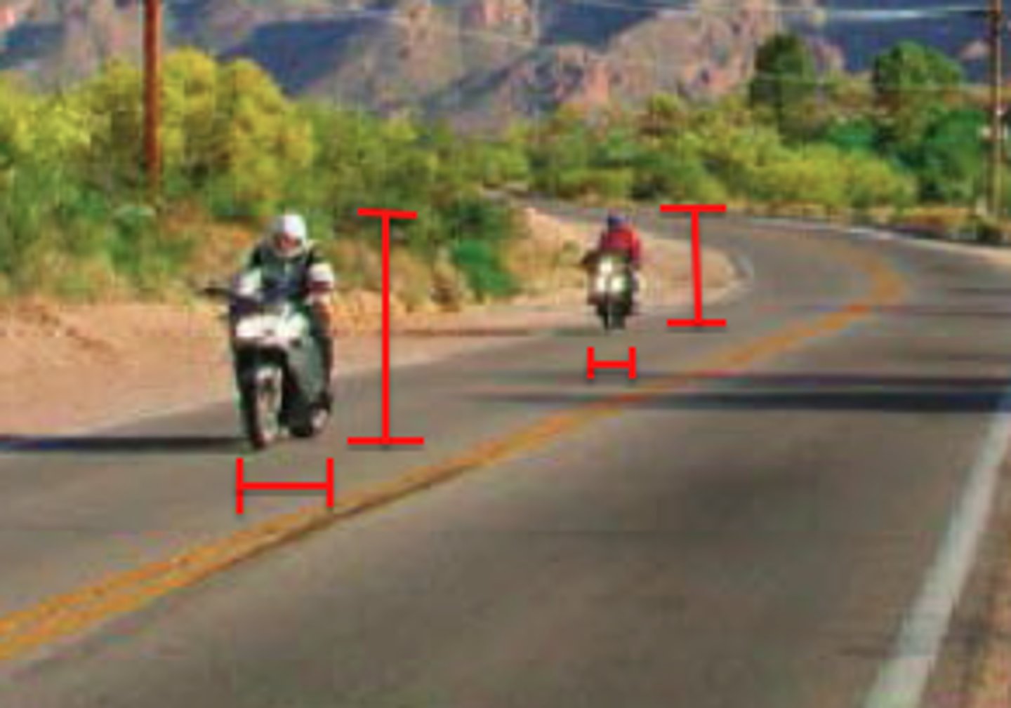 <p>if two objects are similar in size, we perceive the one that casts a smaller retinal image to be farther away</p>