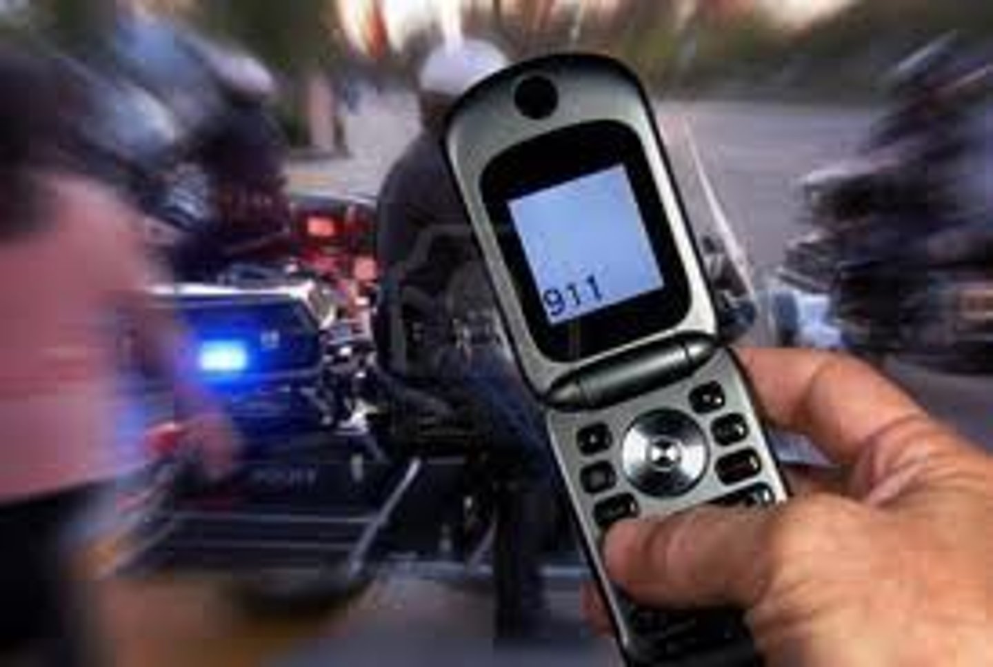 <p>look for unusual noises, sights, odors, appearances and behaviors<br>example: screams, breaking glass, crashing metal</p>