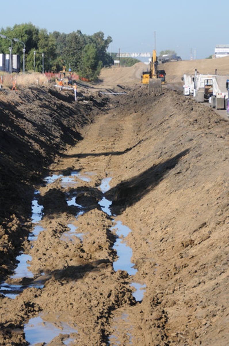 <p>leakage</p>