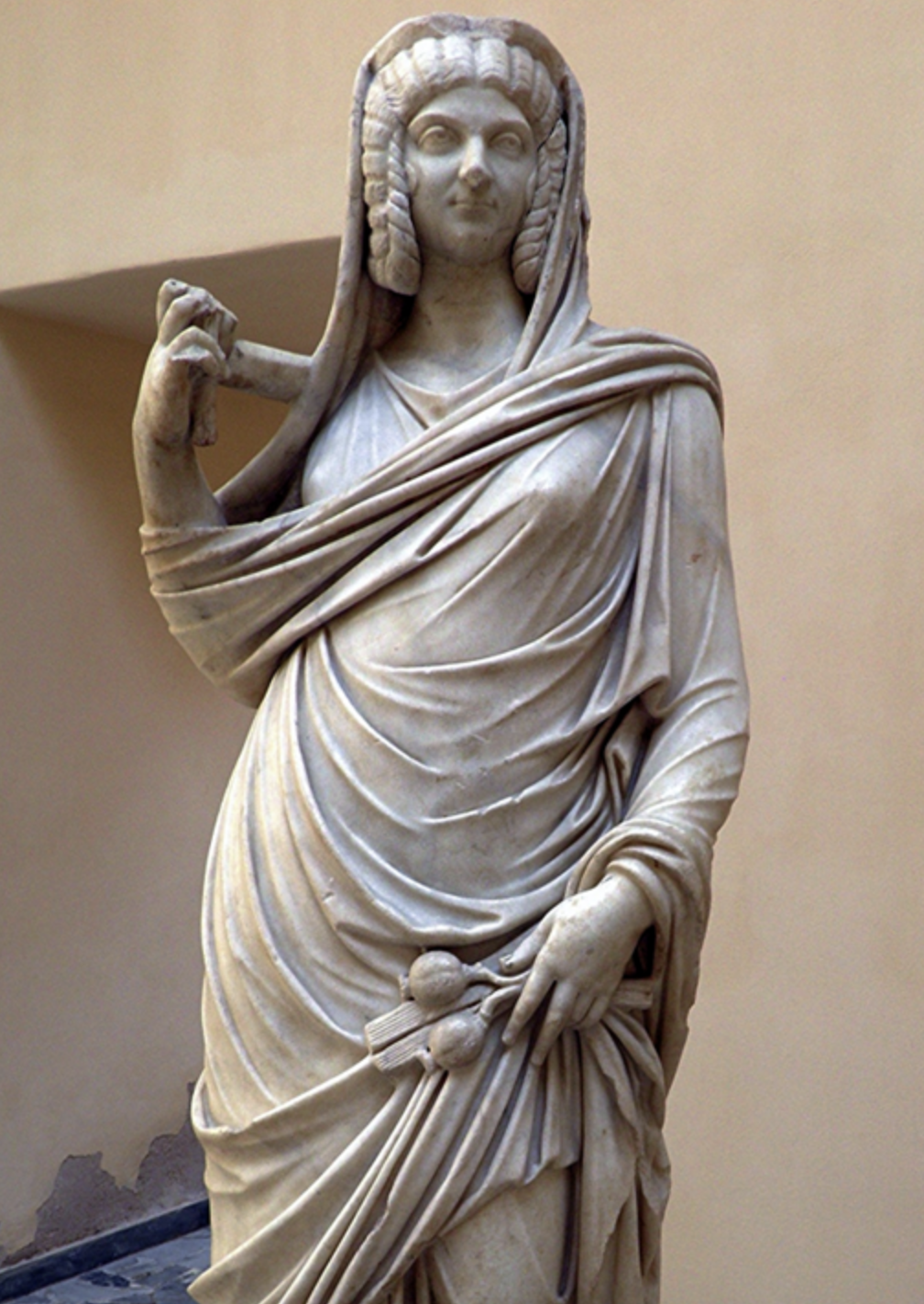 <p><span>Which of the following elements is&nbsp;</span><strong>not</strong><span> a strong choice to discuss naturalism in this sculpture?</span></p><ul><li><p>shape</p></li><li><p>mass/form</p></li><li><p>texture</p></li><li><p>color</p></li></ul><p></p>