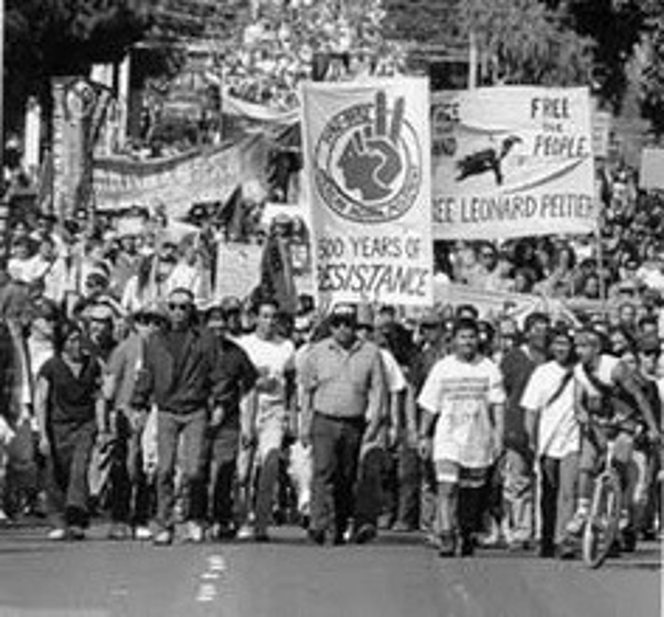 <p>Movement that focused on the US government's history of broken treaties, police brutality and system poverty against Native Americans</p><p>Movimiento que se centró en la historia del gobierno estadounidense de tratados rotos, brutalidad policial y pobreza sistémica contra los nativos americanos.</p>