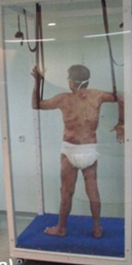 <p><span><span>Beam decelerator (degrader)</span></span></p>