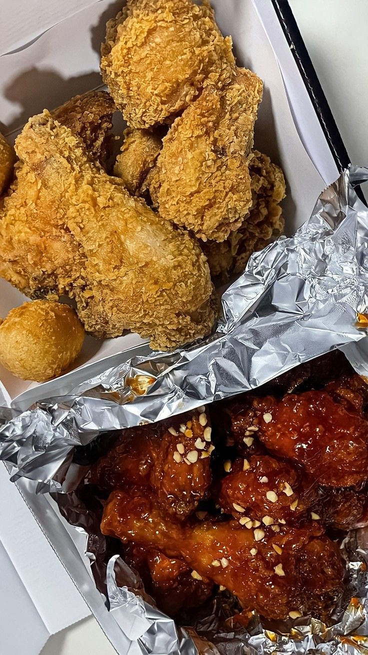 <p>{chicken}pollo</p>