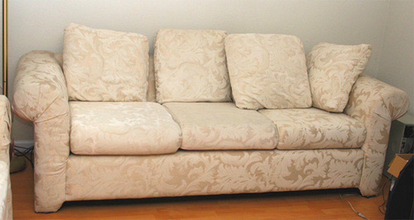 <p>sofa, couch</p>