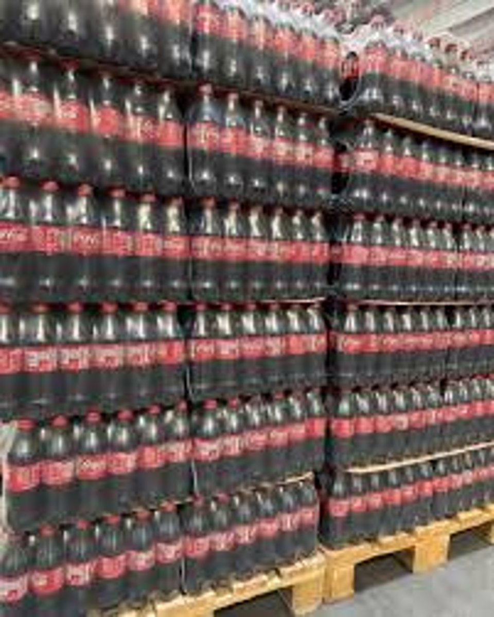 <p>Chapter: Freedom of Contract (Regulation by Statute: Unfair Contract Terms Act 1977)</p><p>Facts: M supplies CO2 with dangerous carcinogen and B realised later and sued, forcing them to recall their soft drinks from the market. M had a term excluding liability for fitness for purpose under SGA and was reasonable as they did not manufacture the CO2 but sourced it from another supplier so they did not know.</p><p>Principle: Court ruled this was unreasonable through a test in s11 despite equal bargaining power</p><p>ALSO</p><p>Chapter: Remedies for Breach of Contract: Compensation (Principles Limiting Compensatory Damages: Mitigation)</p><p>Principle: The law takes a tender approach to those who have been placed in a predicament by a breach of contract (no need to do everything possible, merely take reasonable steps to mitigate)</p>