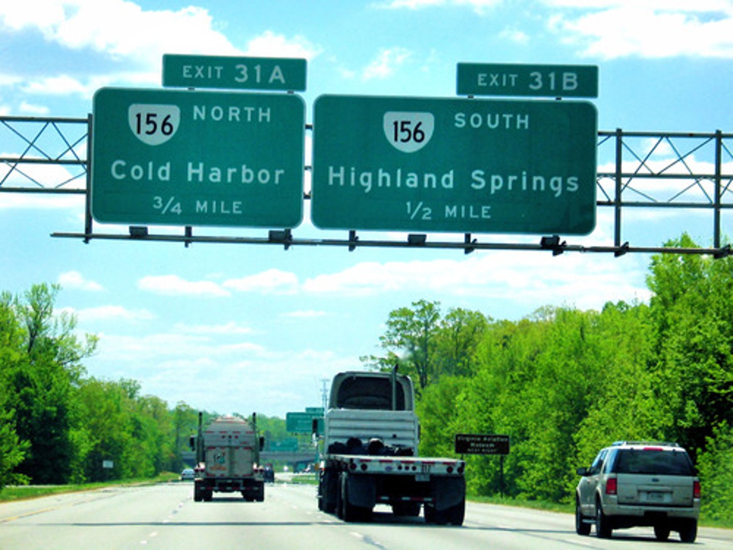 <p>What type of sign is this?</p>