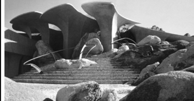 name the building architect and style 