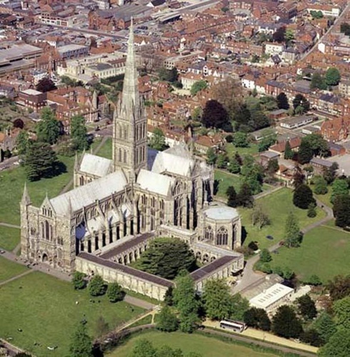 <p>is an example of english gothic architecture. It was built between 1220 and 1260, but the crossing tower, flying buttresses, and spire were added in the 14th century. it features a magnificent central tower and spire</p>