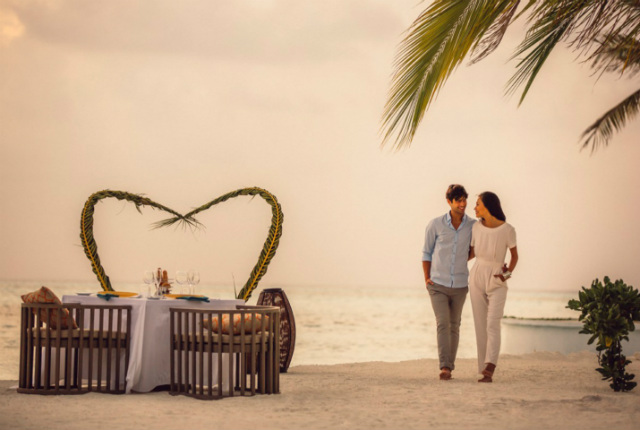 <p>Honeymoon</p>