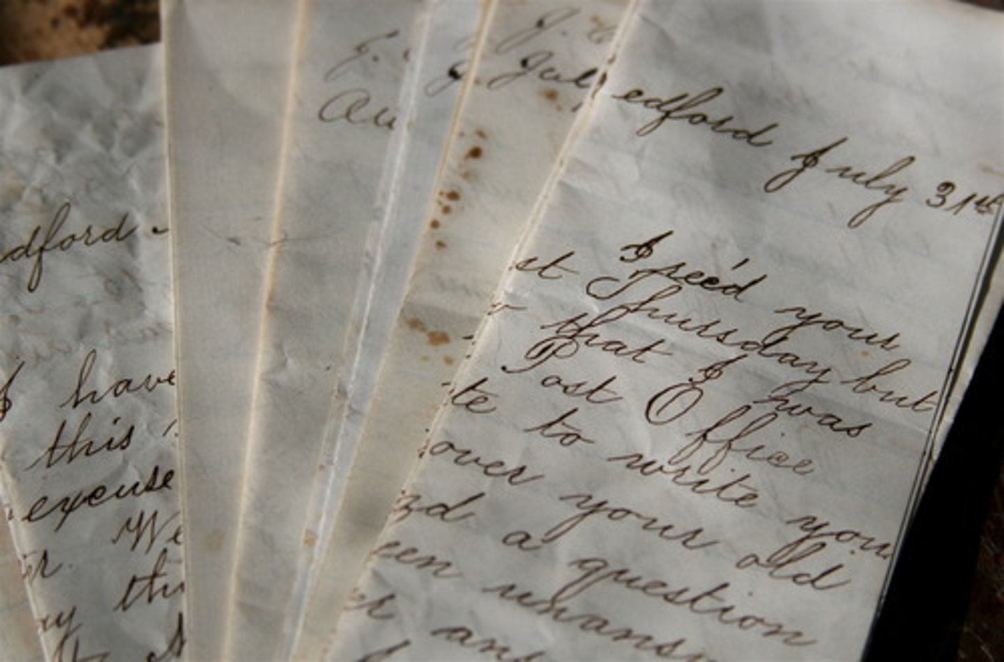 <p>formal letters</p>