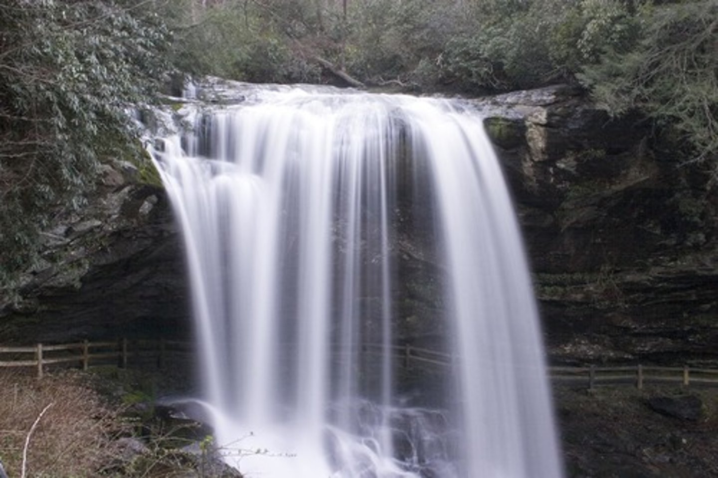 <p>/ˈwɑː.t̬ɚ.fɑːl/ Thác nước</p>