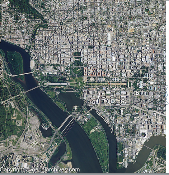 <p>designed the layout of Washington D.C., envisioning it as a grand capital with broad avenues and ceremonial spaces. </p>