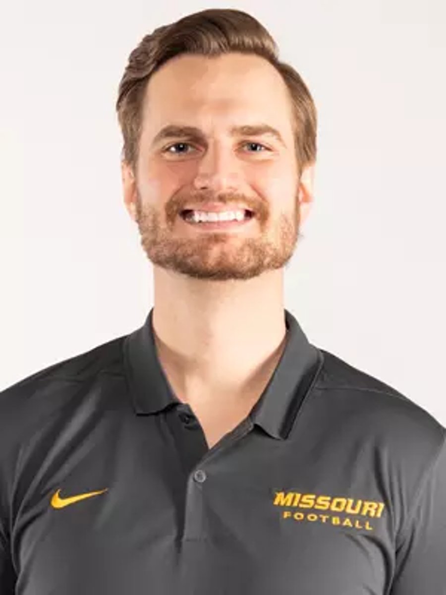 <p>offensive assistant - pass game specialist (offense)</p>