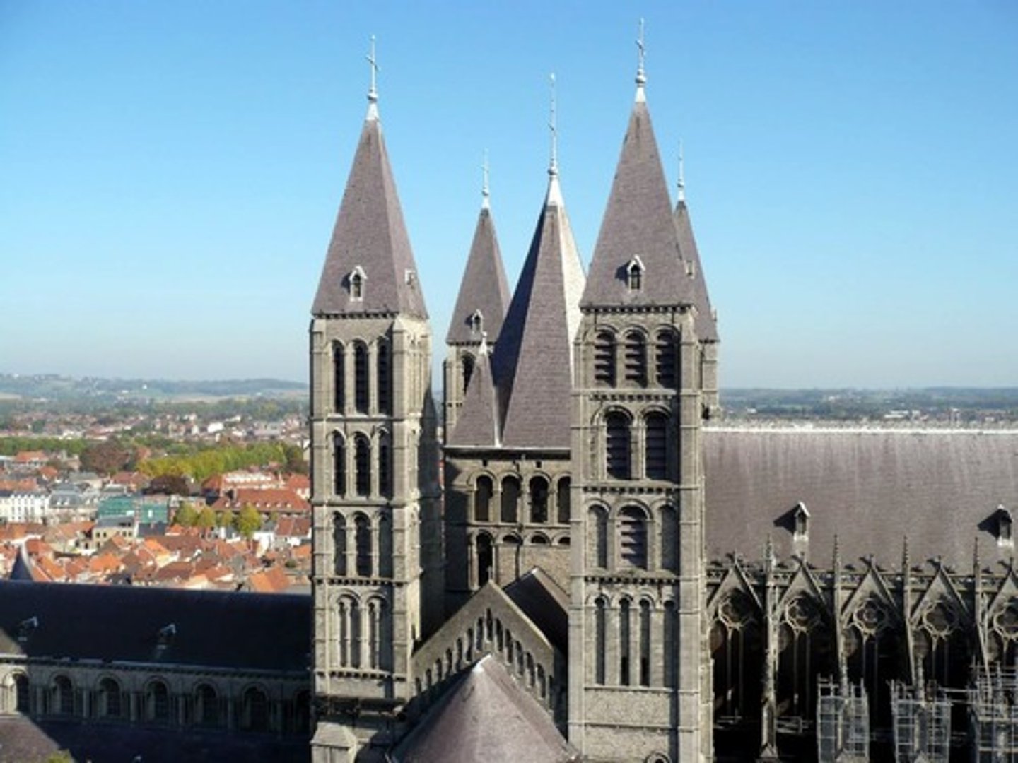 <p>It was built largely of black Tournai marble. It was inscribed on the UNESCO List of World Heritage in 2000.</p>