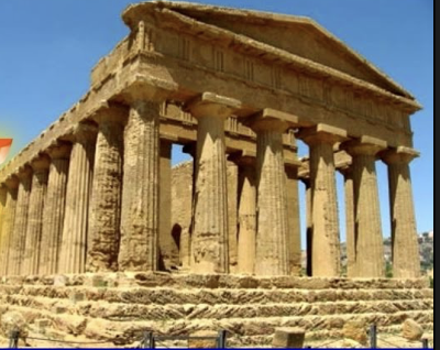 <p>Is this a Greek or Roman Temple? </p>