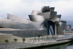 <p>Rivery, flow like water, fluid character</p>