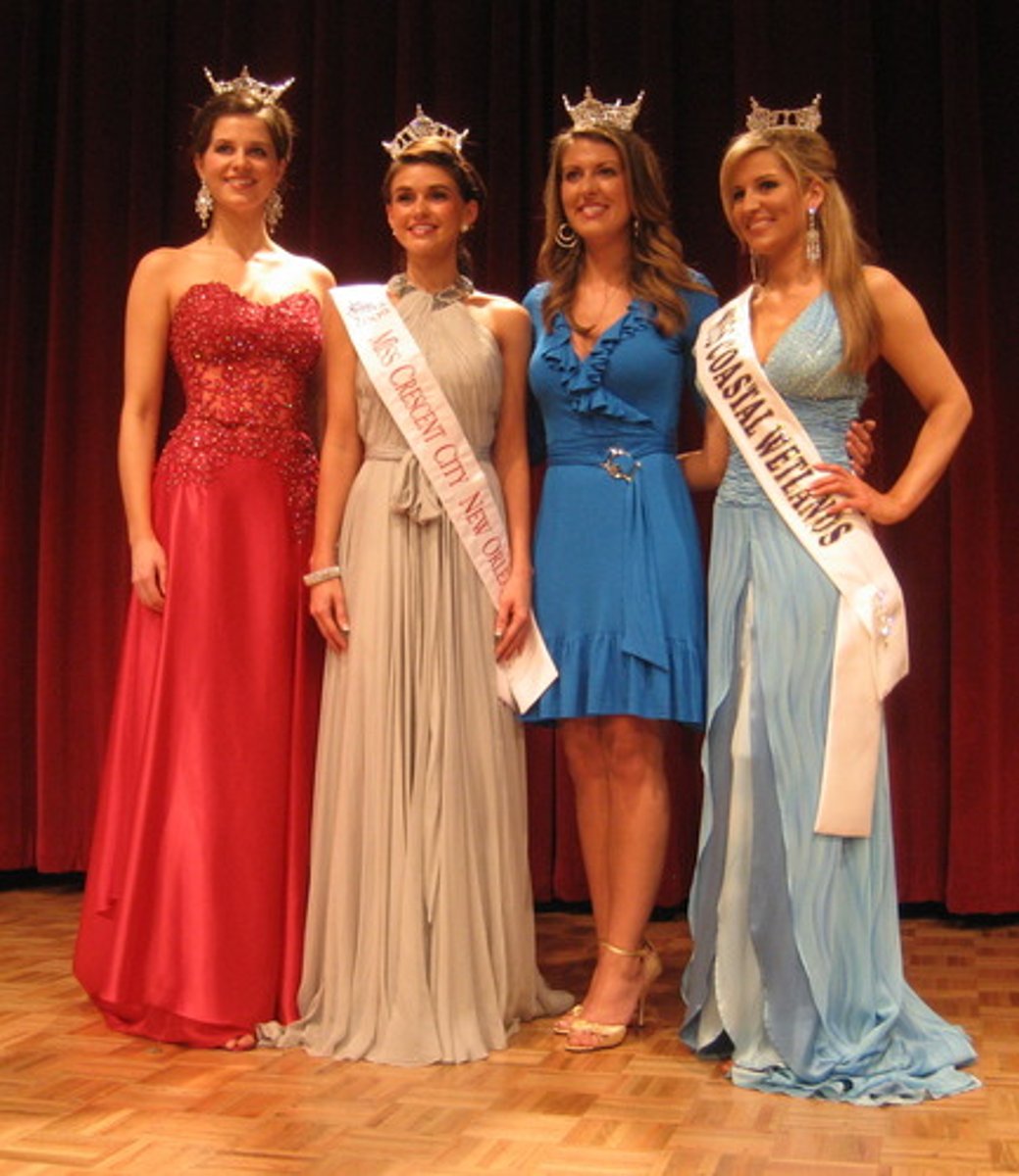<p>beauty contest</p>